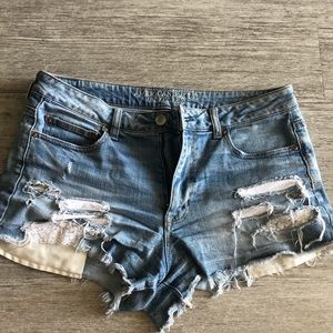 Destressed AMERICAN EAGLE shorts